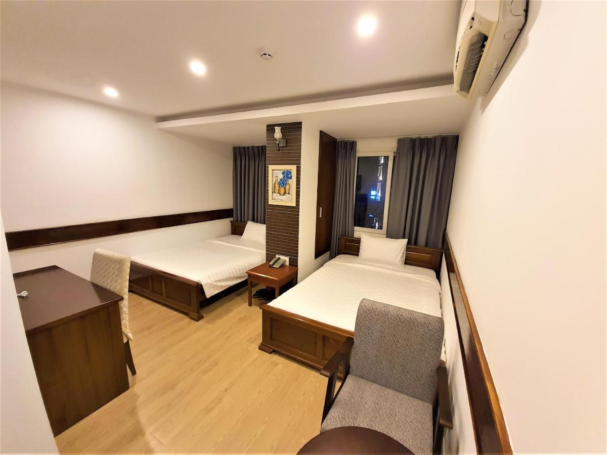 Mars & Venus Hotel Ho Chi Minh City Exterior photo